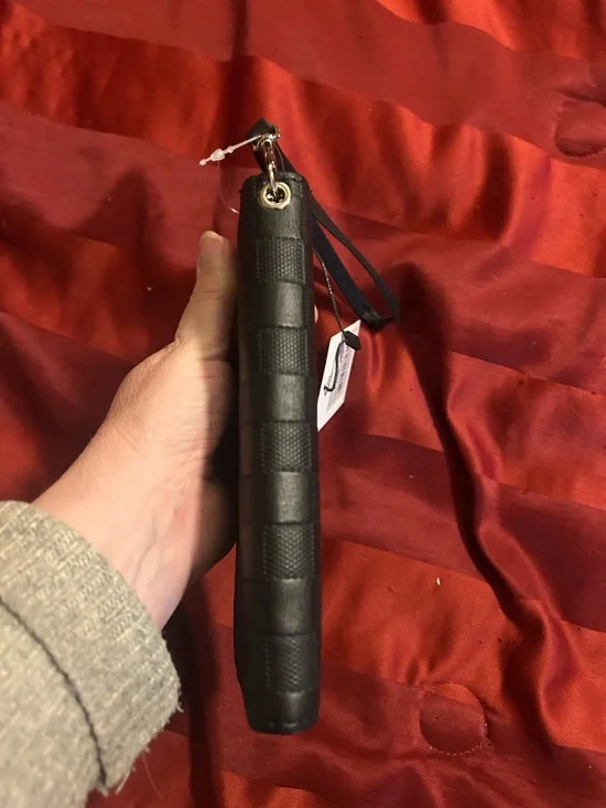 London Fog Black Quilted Zip Wallet Wristlet - Picture 6 of 10